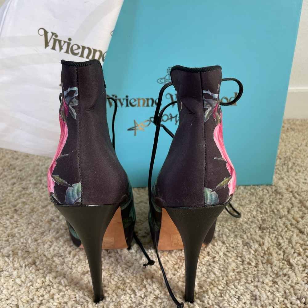 Vivienne Westwood Scarlet Floral Lace-up High Heel Pumps - Picture 4 of 10